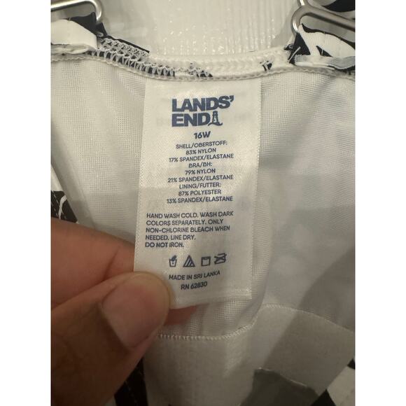 Lands’ End Tankini Top 16W Black White Floral Ruched Side Swim Top Plus - Picture 7 of 7